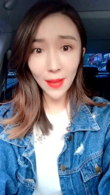 漂亮的姐姐吃瓜群众,围观娱乐圈风云