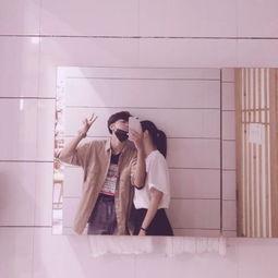 网红情侣图片亲密,网红情侣亲密互动，镜头下的爱情故事